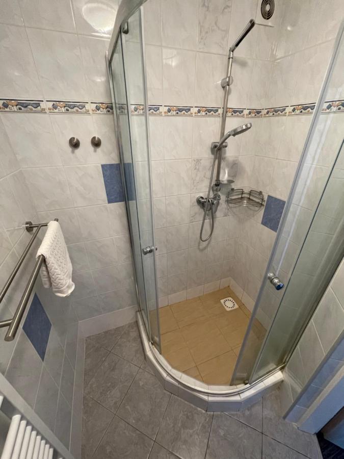 Maxovo Kralovstvi Apartment Rovensko pod Troskami Exterior photo